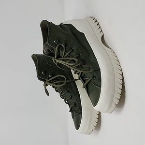 Converse Chuck Taylor Green  2.0 Lugged Waterproof Unisex Sneakers Men 6 Women 8